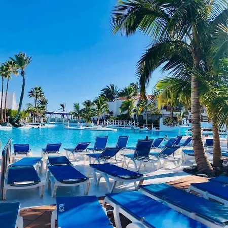 Wonderland With The Best Swimming Pool In Park S Iii Apartment